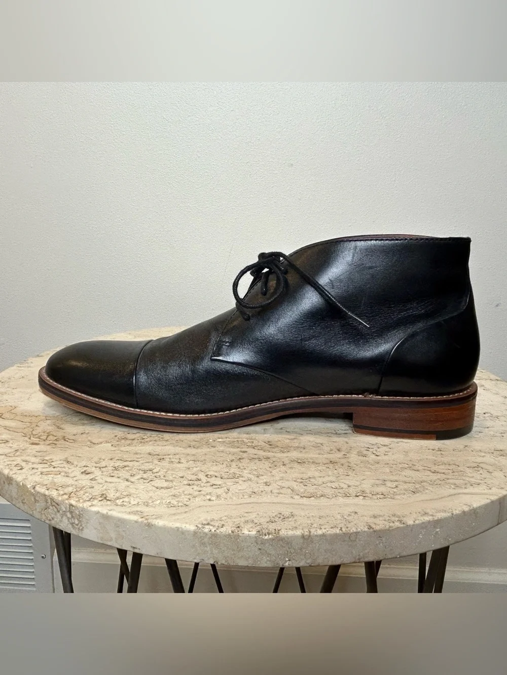 Johnston & Murphy Black Leather Cap-Toe Chukka Boots Size 9.5M